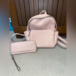 Like New !! Vera Bradley backpack with matching wallet